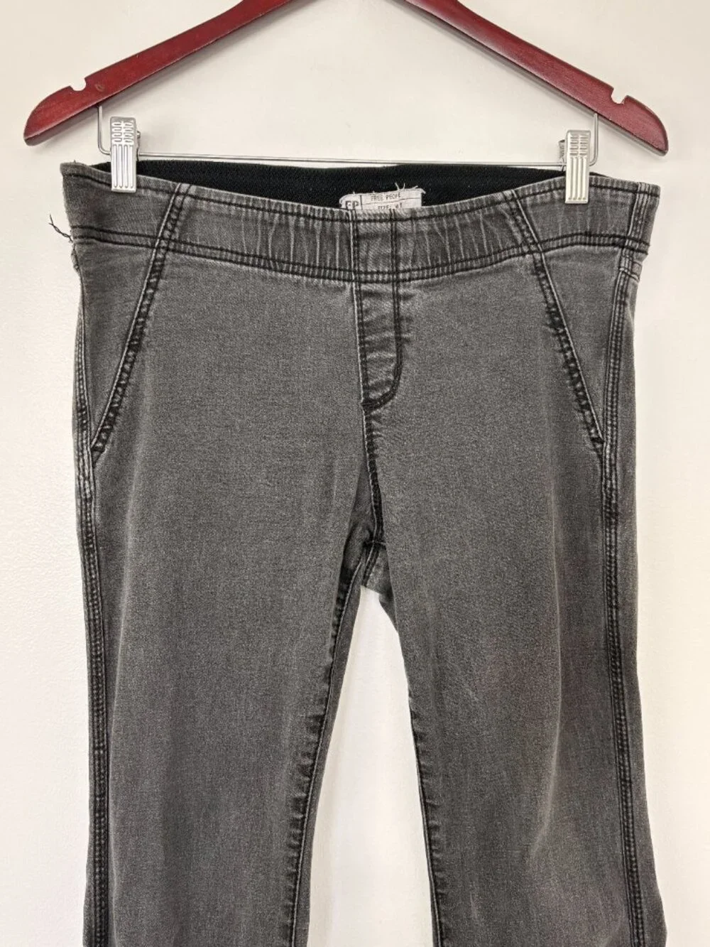 Free People We The Free Penny Pull-On Flare Jeans Washed Black Low Rise Size 31